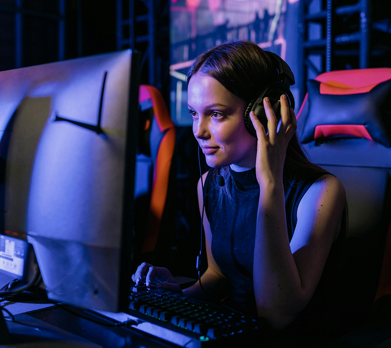 The Top 5 Self-Hosted Games: How to Install and Create Your Own Gaming Universe!